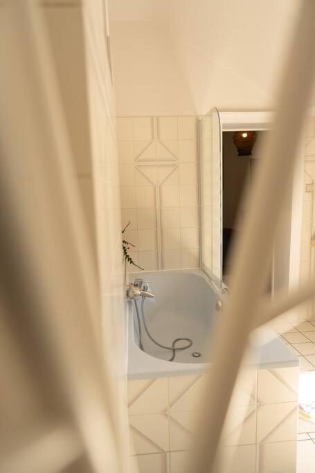 Camelia, Un Charme Montois Villa Bergen Buitenkant foto